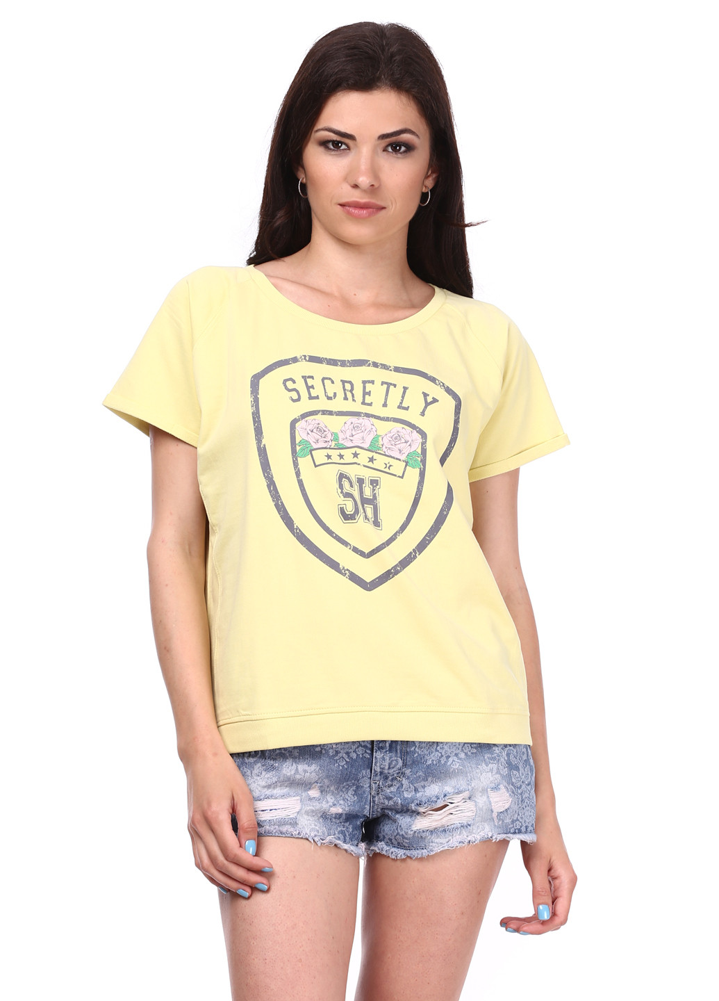 Желтая летняя футболка Silvian Heach
