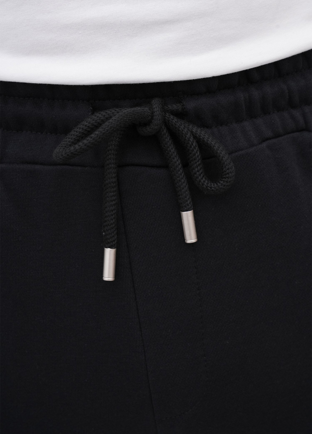 Черные спортивные демисезонные прямые брюки K.O.R