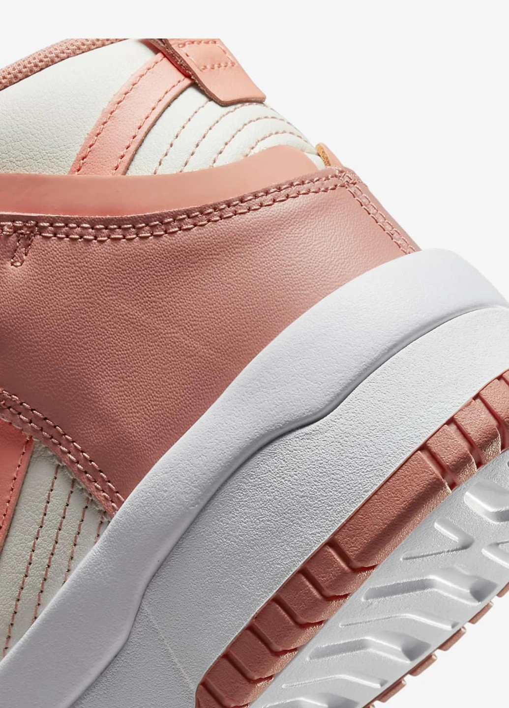 Кроссовки DH3718-107 Nike Dunk High Up Peach персиковые демисезоны (317286277)