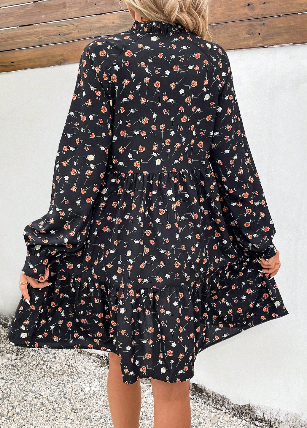 Чорна кежуал сукня кльош SHEIN з квітковим принтом