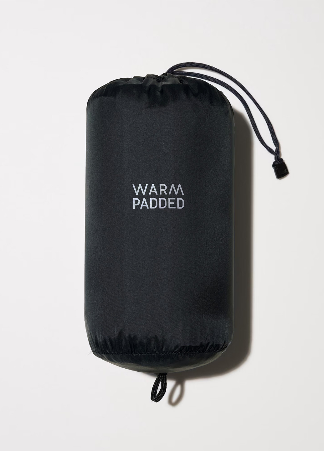 Черная демисезонная куртка Uniqlo