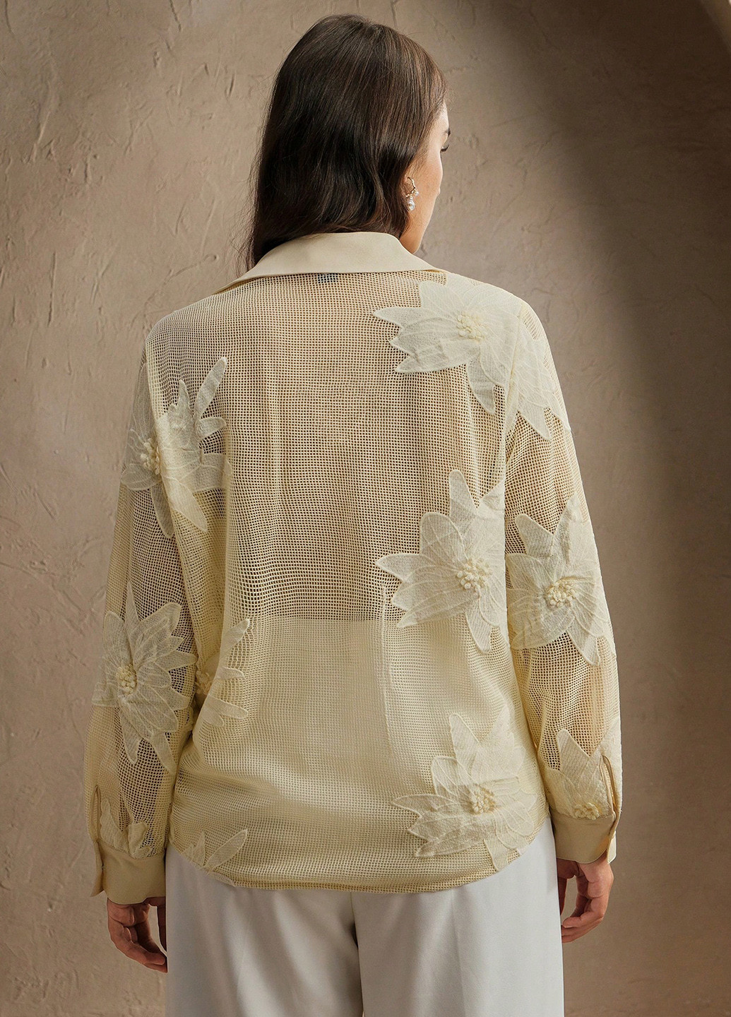 Светло-бежевая блуза SHEIN