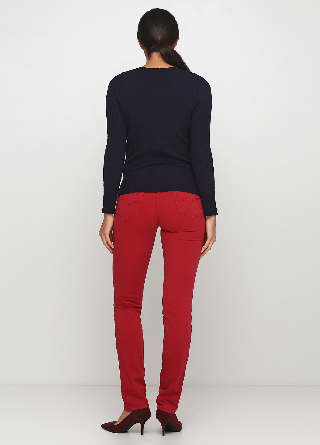 Красные джинсовые демисезонные зауженные брюки Versace Jeans