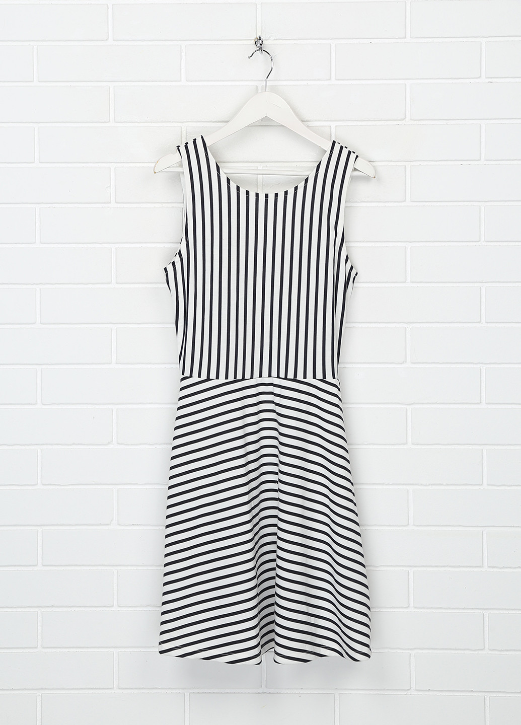 Чёрно-белое платье H&M (183014908)