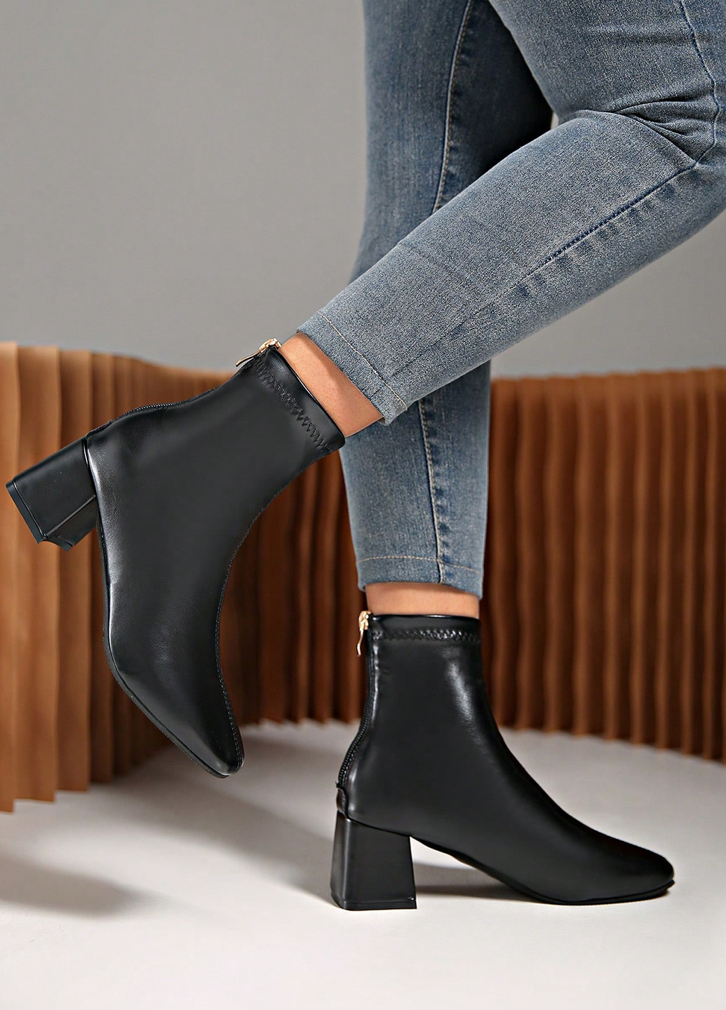 Осенние ботильоны SHEIN без декора из искусственной кожи, из полиуретана