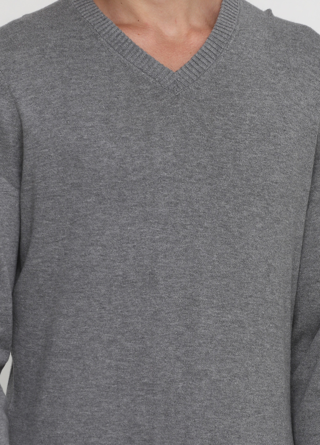 Серый демисезонный пуловер пуловер CHD