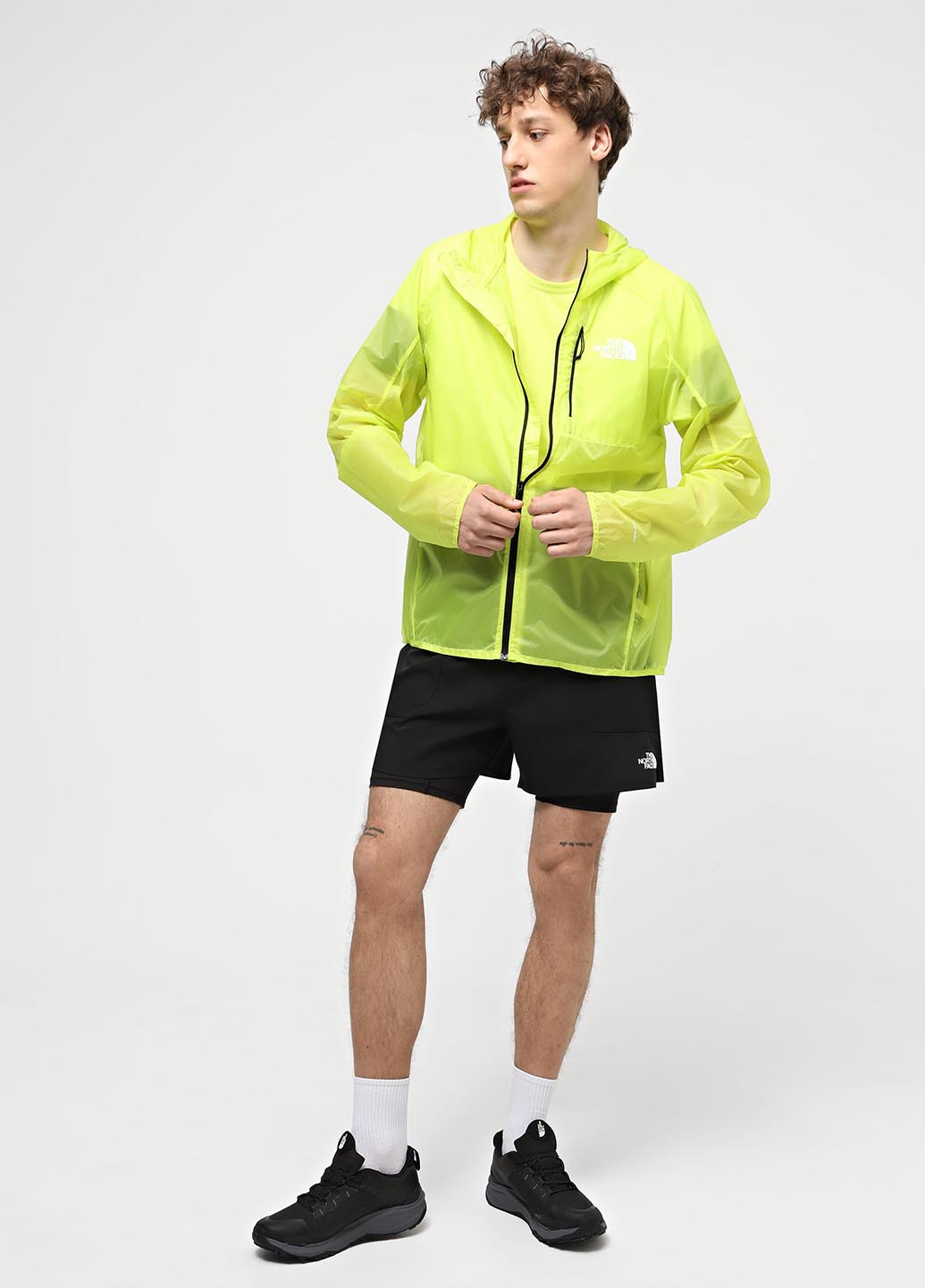 Салатова демісезонна вітровка The North Face