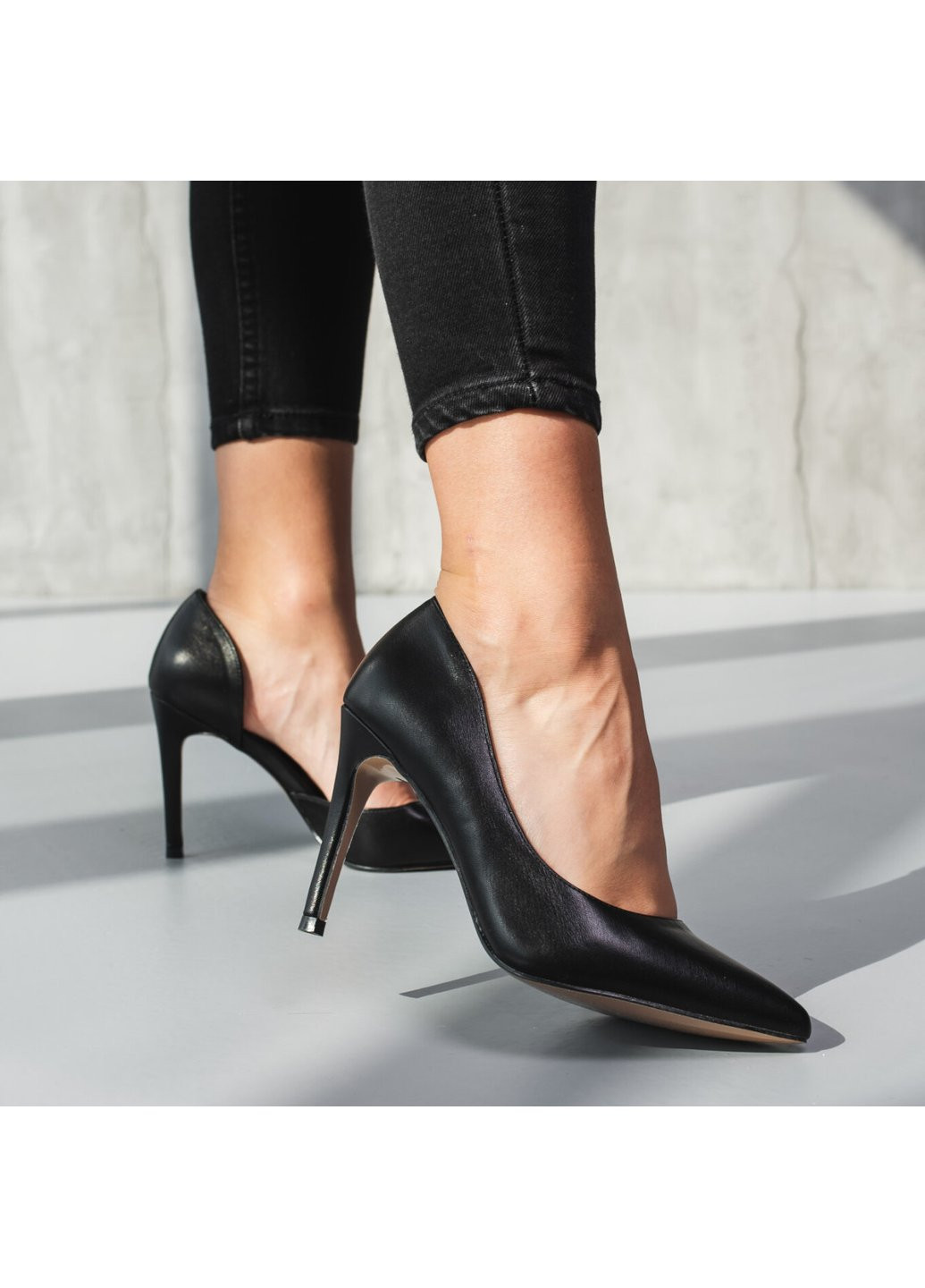 Туфлі жіночі Charcoal 3714 36 23,5 см Чорний Fashion (254442354)