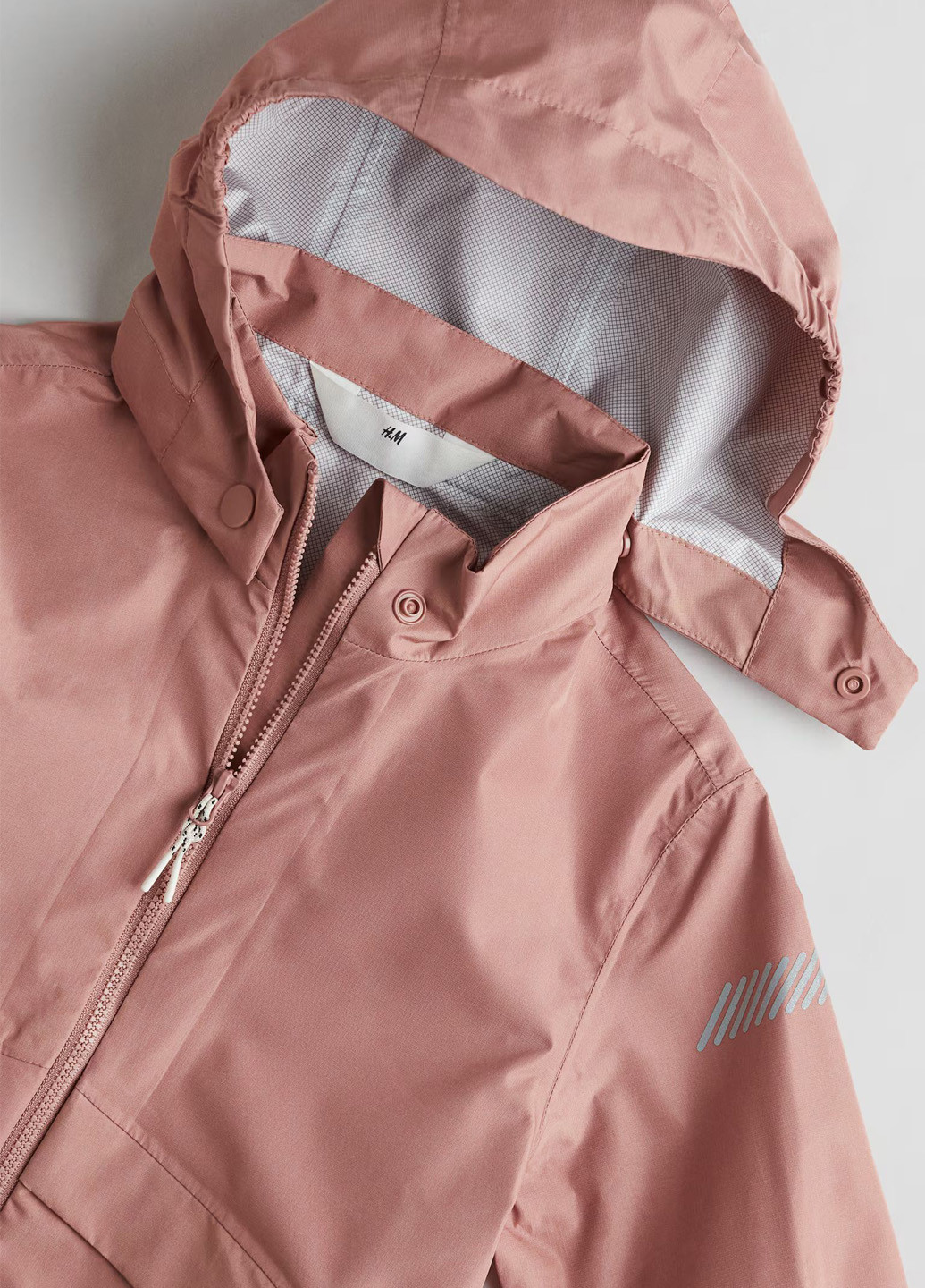 Бледно-розовая демисезонная ветровка H&M