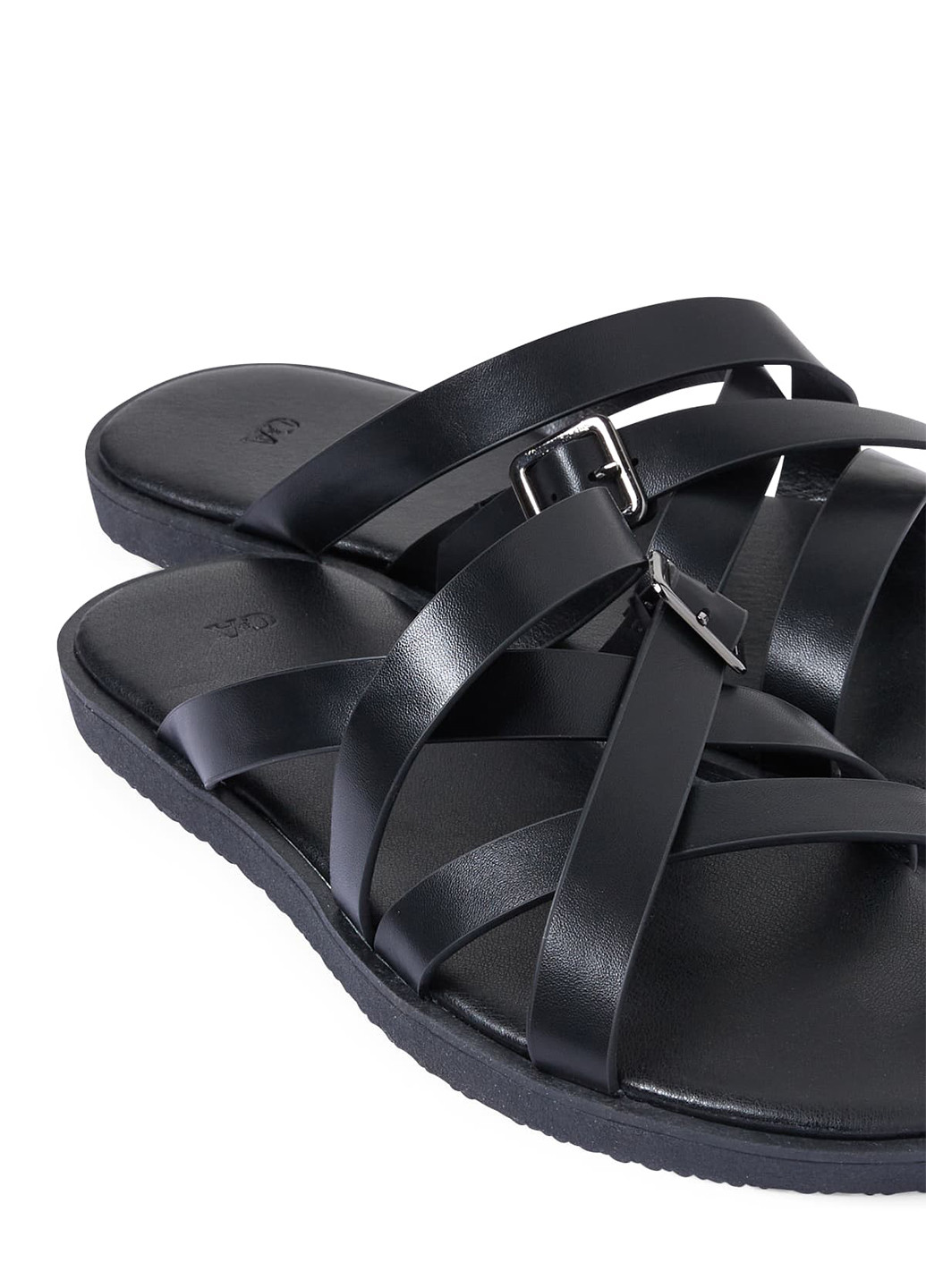 Черные кэжуал шлепанцы C&A