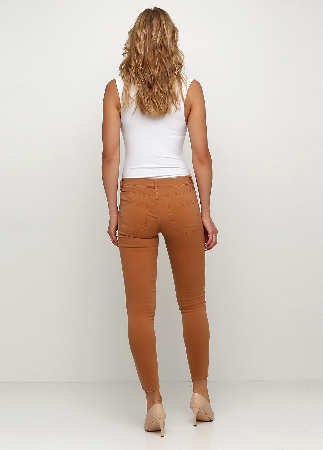 Светло-коричневые кэжуал демисезонные зауженные брюки H&M