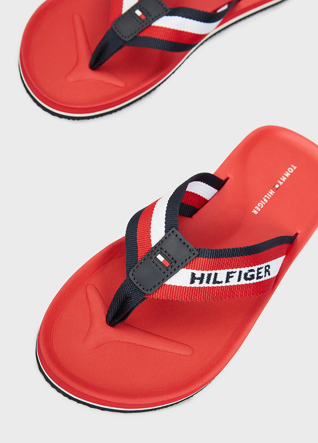 Красные пляжные вьетнамки Tommy Hilfiger