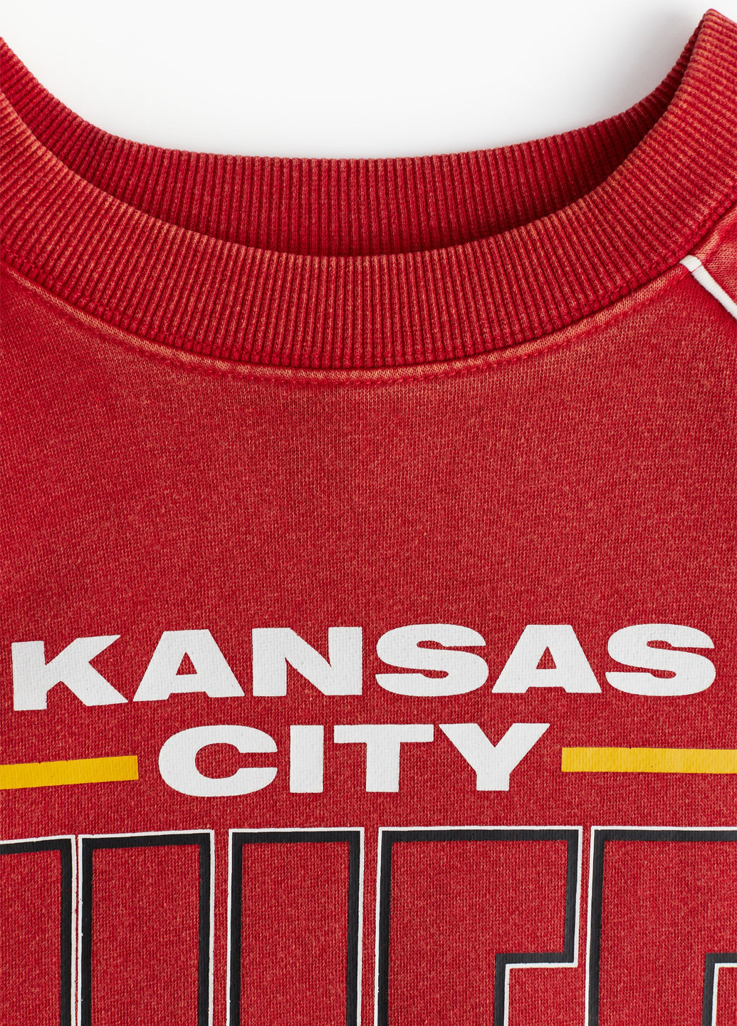 Красный свитшот H&M надпись без декора (362622290)