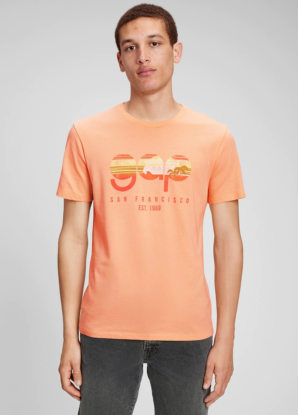 Оранжевая футболка Gap