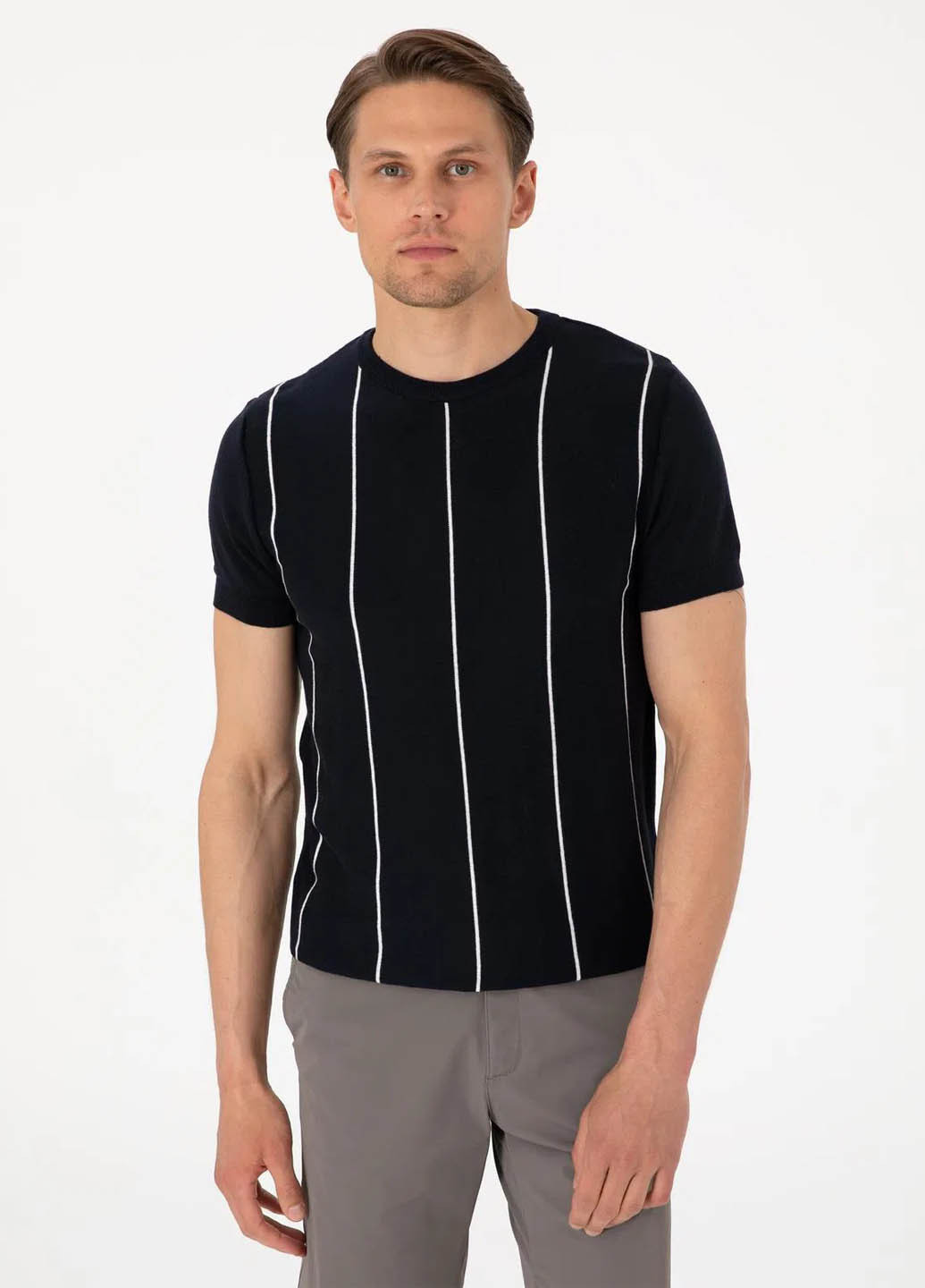 Темно-синяя футболка Pierre Cardin