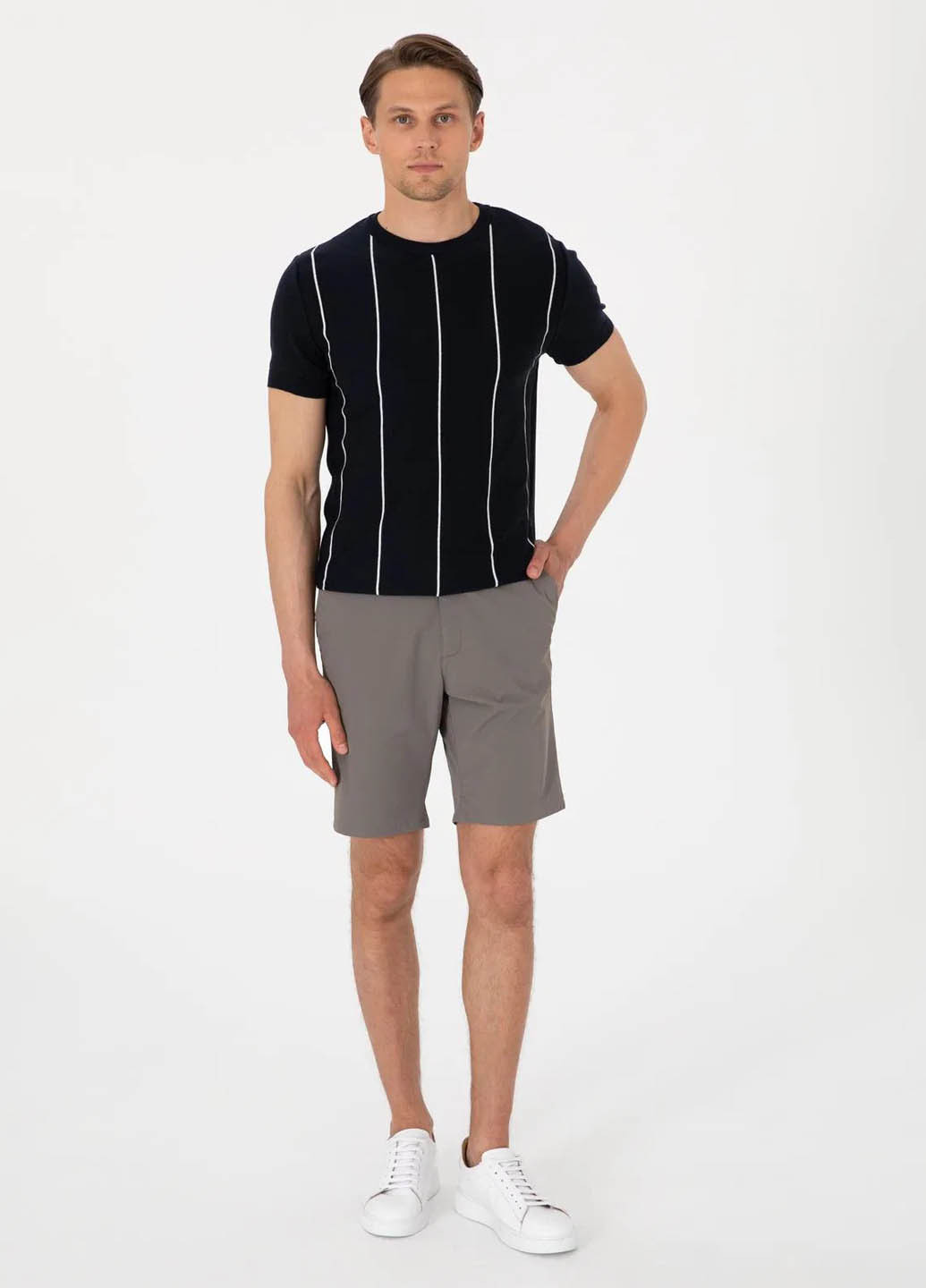 Темно-синяя футболка Pierre Cardin