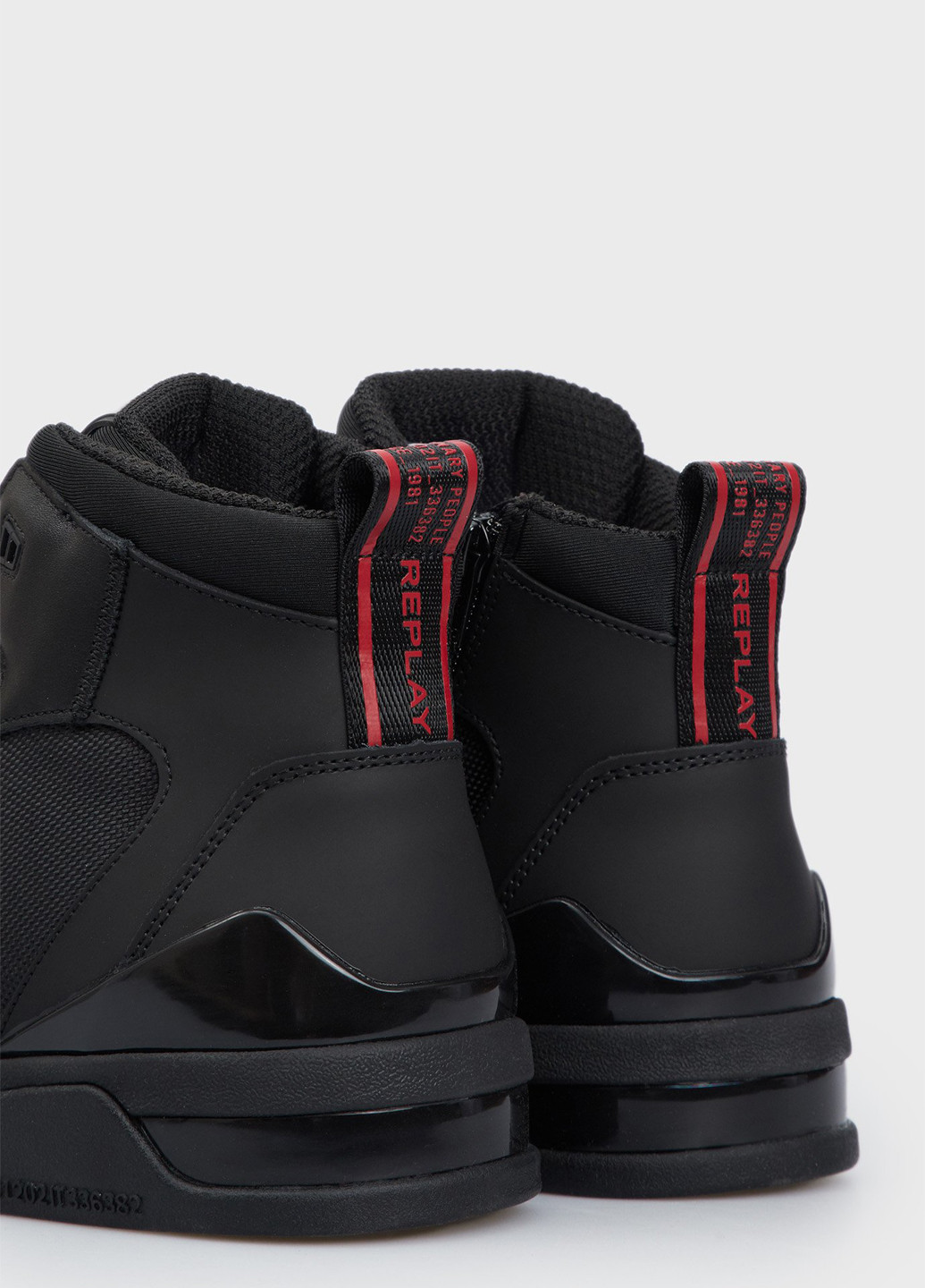 Черные демисезонные кроссовки Replay