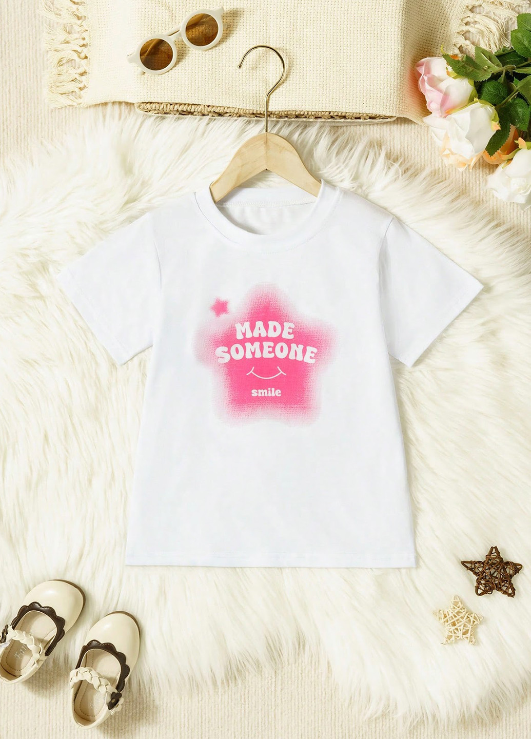 Белая летняя футболка SHEIN