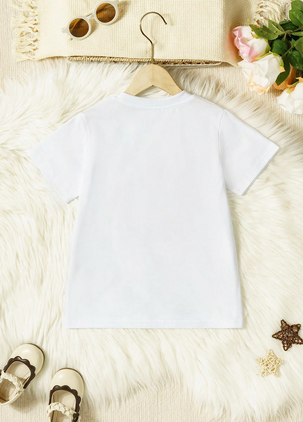 Белая летняя футболка SHEIN