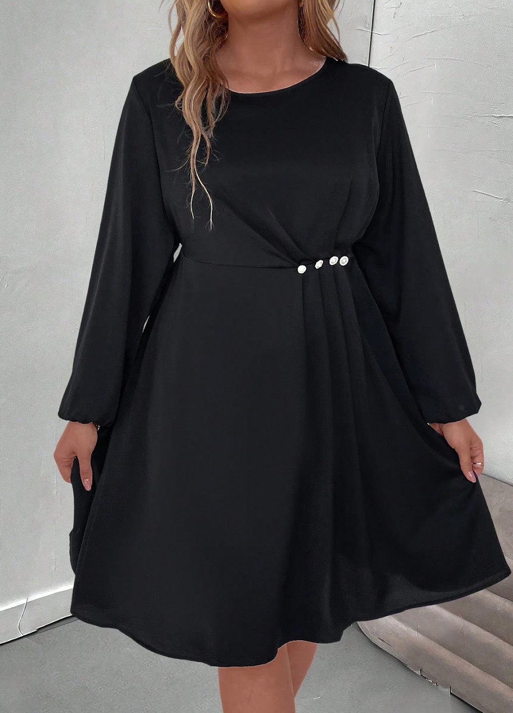 Чорна кежуал сукня SHEIN однотонна