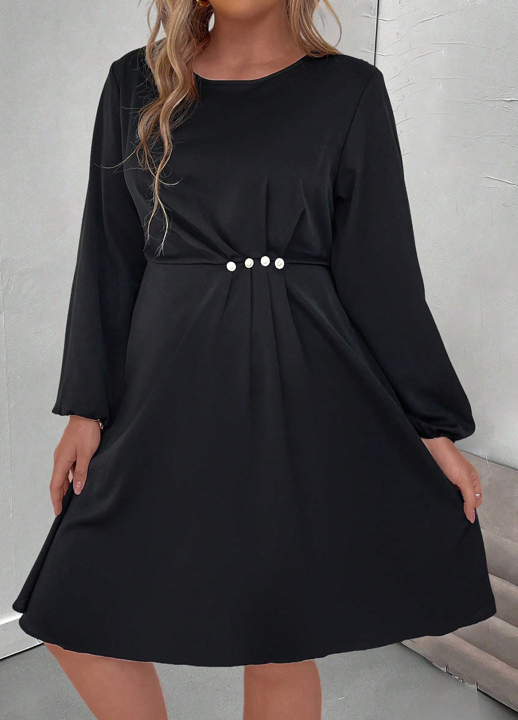 Чорна кежуал сукня SHEIN однотонна