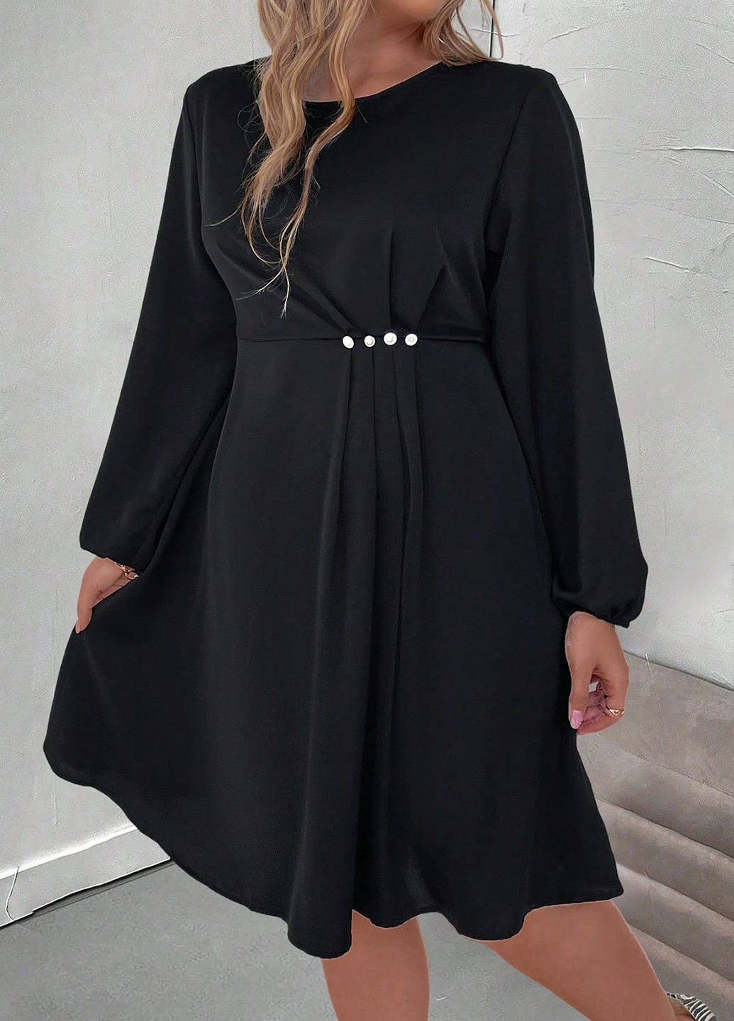 Чорна кежуал сукня SHEIN однотонна