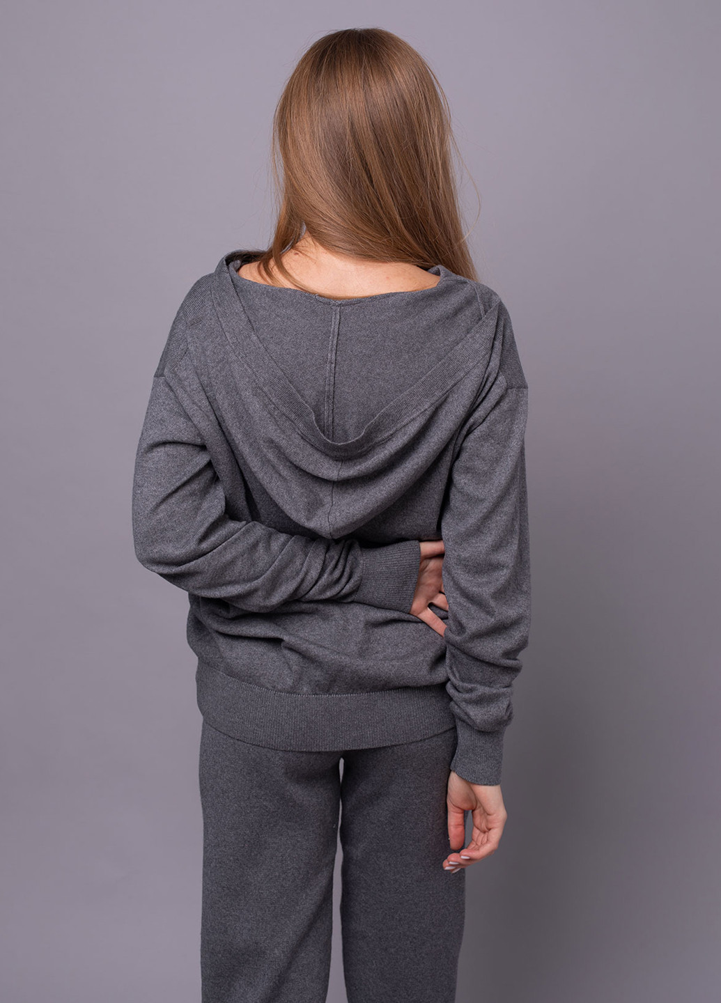 Серый демисезонный свитер Viviami