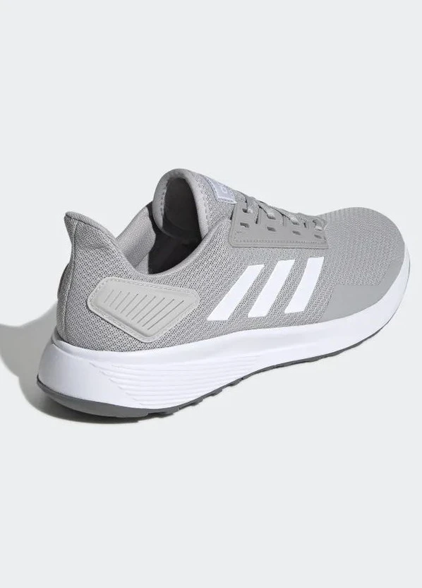 Сірі кросівки демісезон adidas