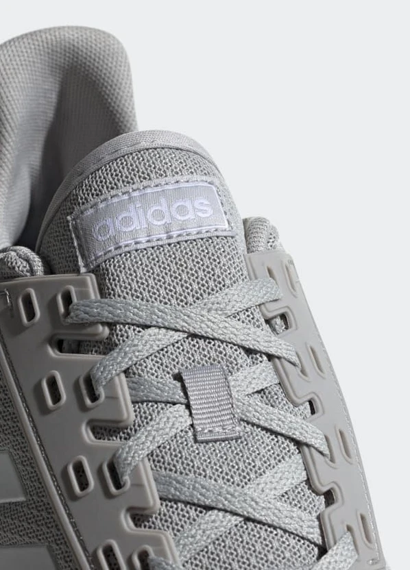 Сірі кросівки демісезон adidas