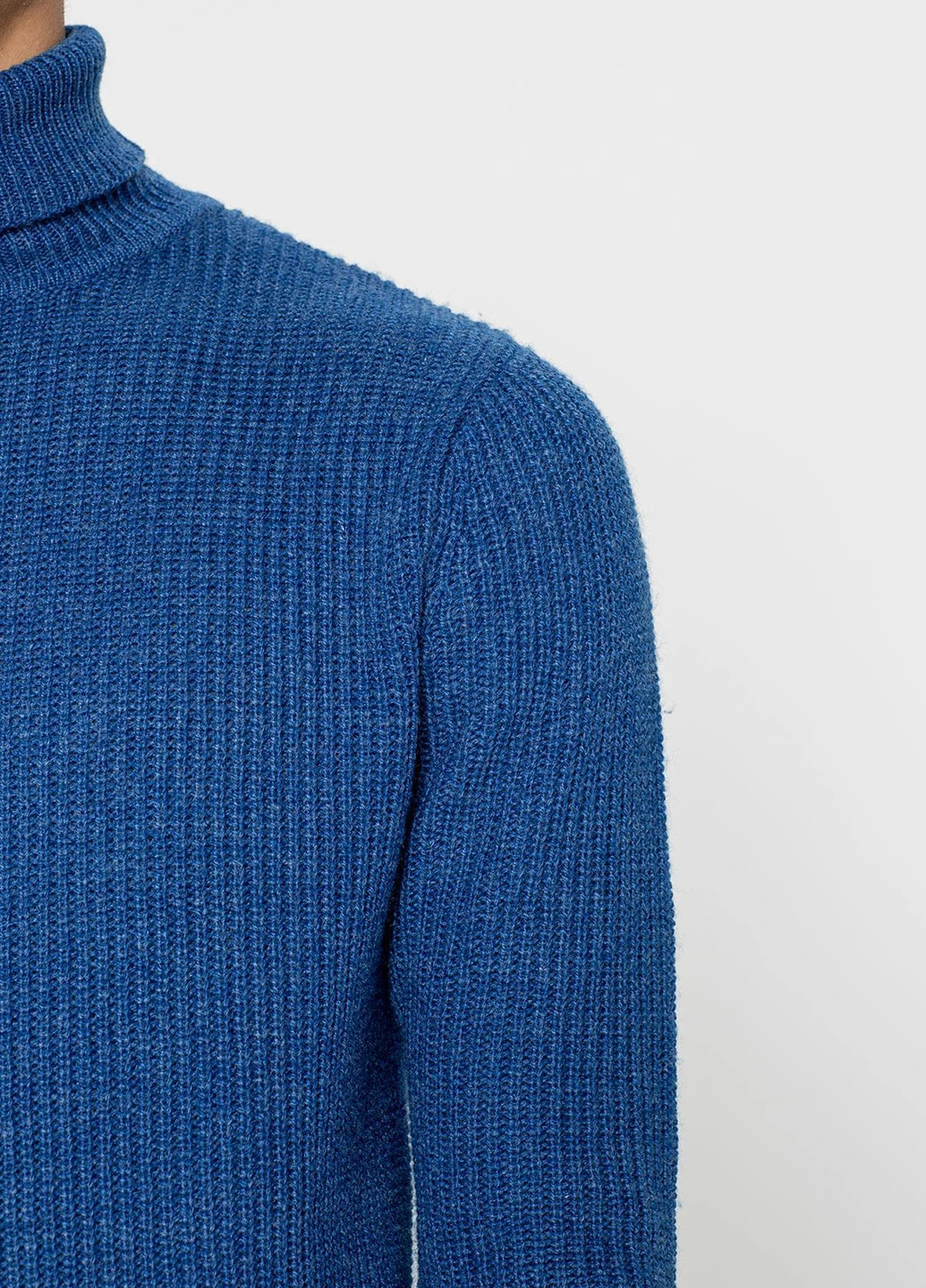 Синий демисезонный свитер Pull & Bear