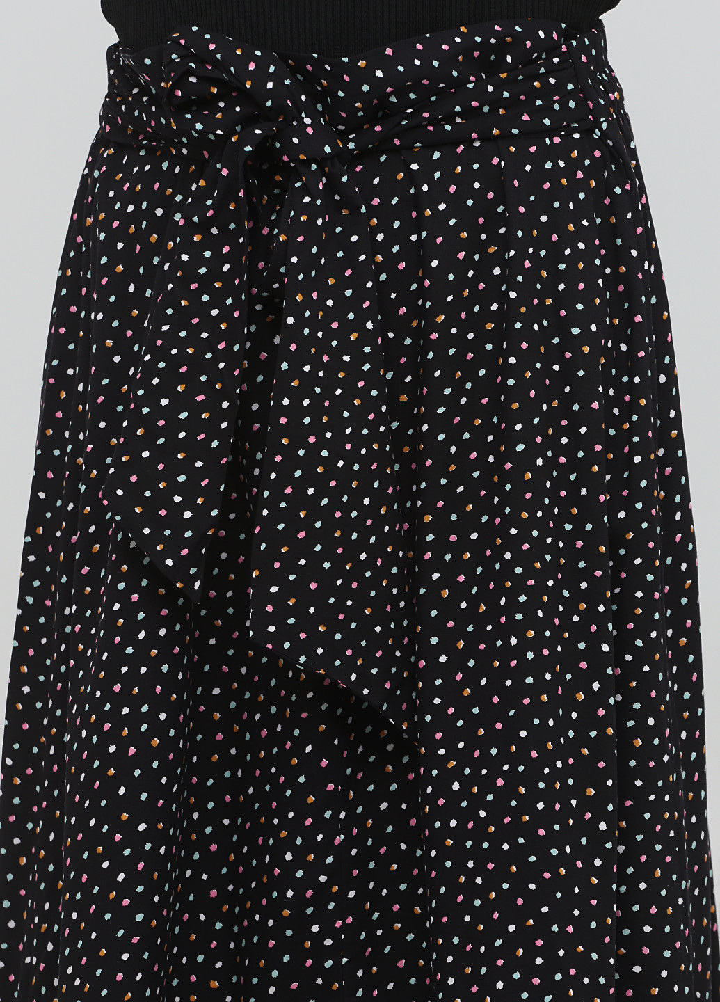 Черная кэжуал с абстрактным узором юбка Monki клешированная