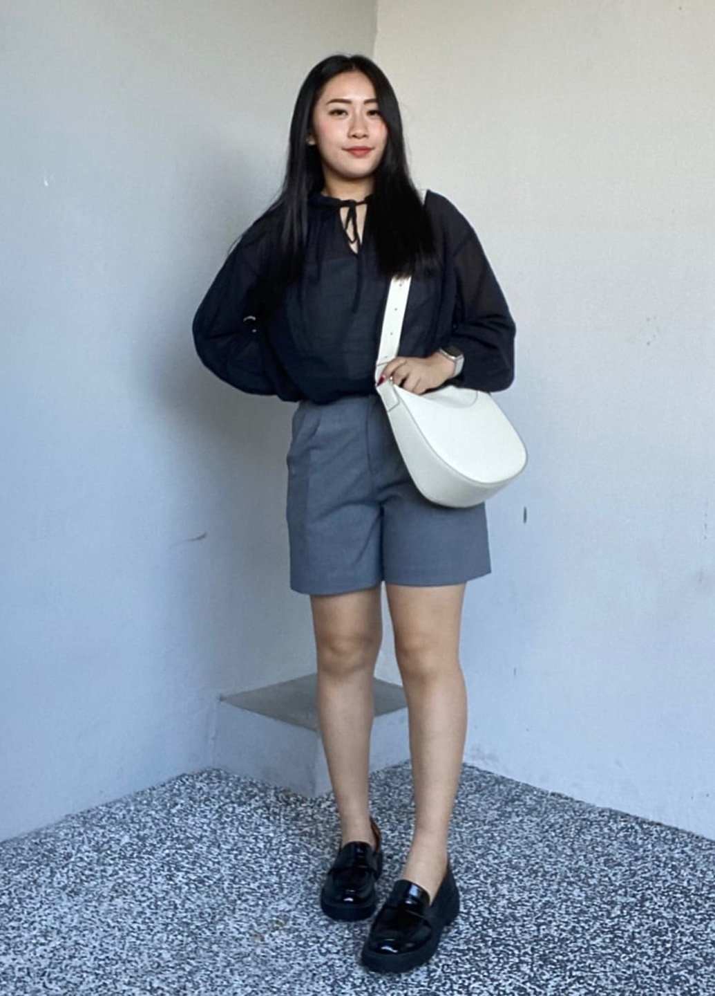 Чёрная блуза Uniqlo