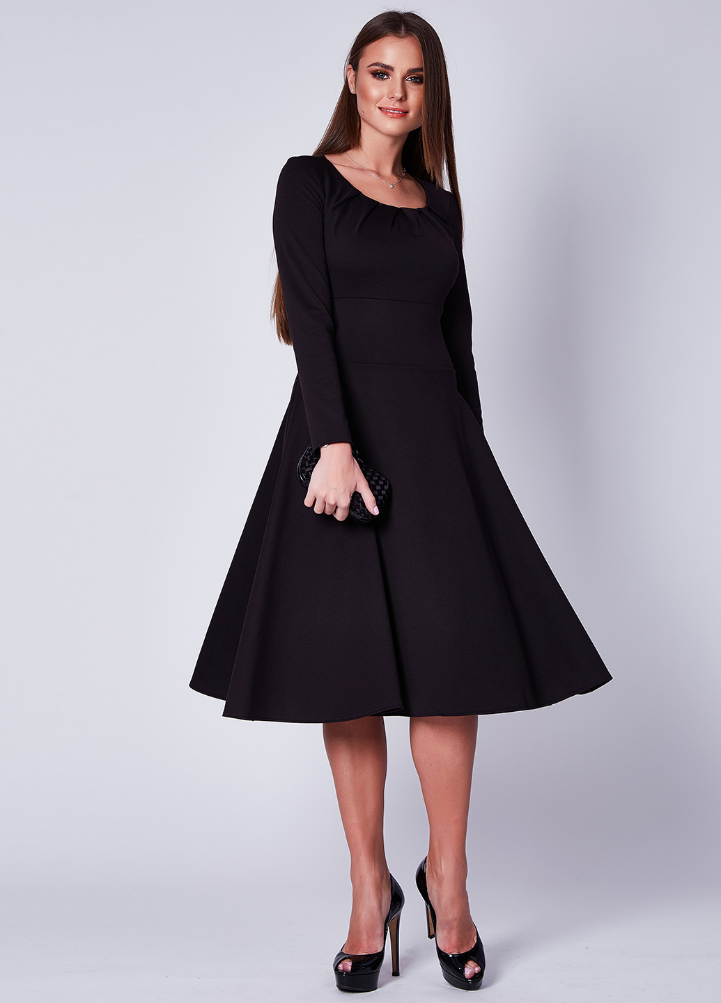 Черное кэжуал платье Gioia однотонное