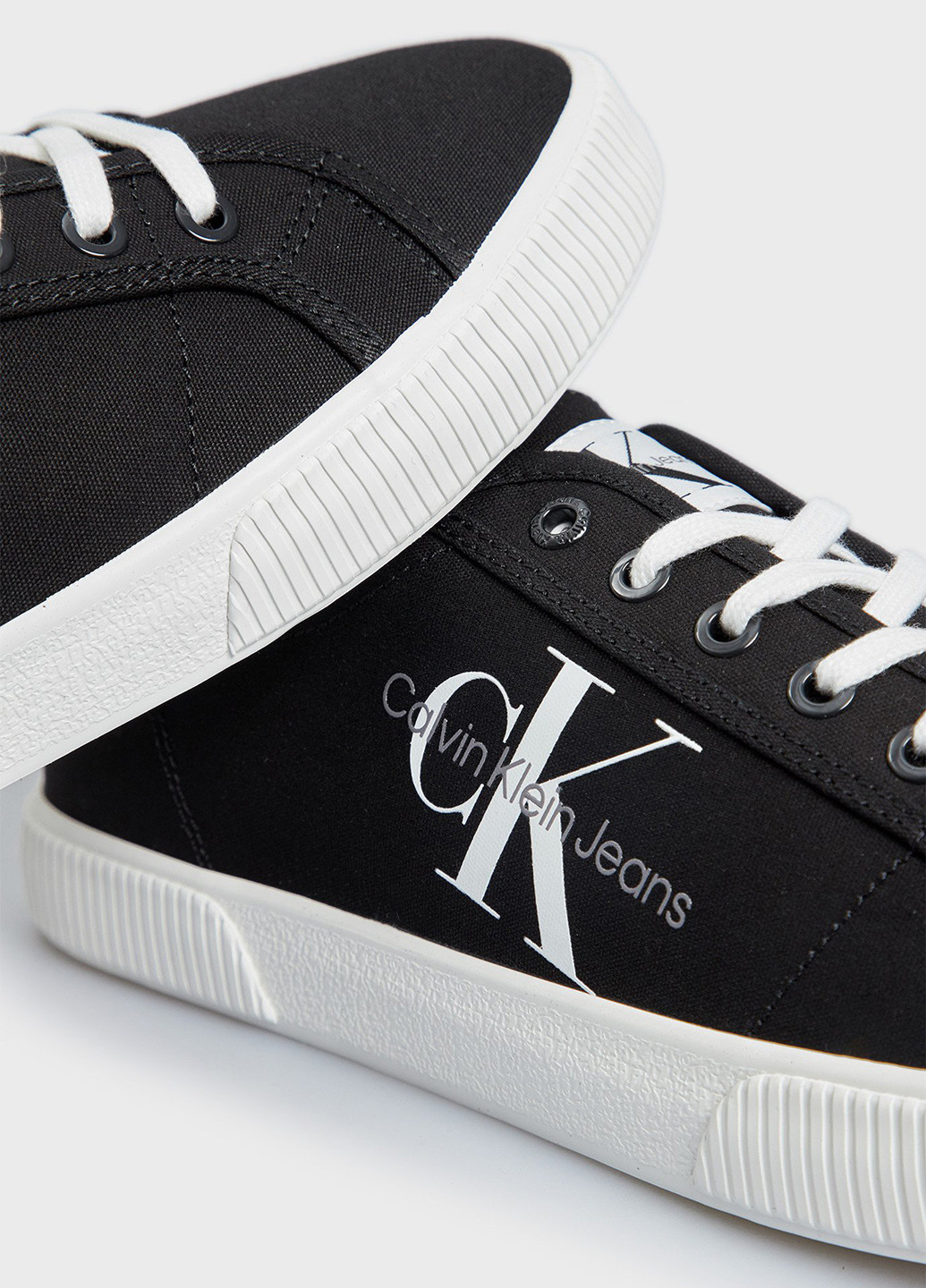 Черные кеды Calvin Klein Jeans