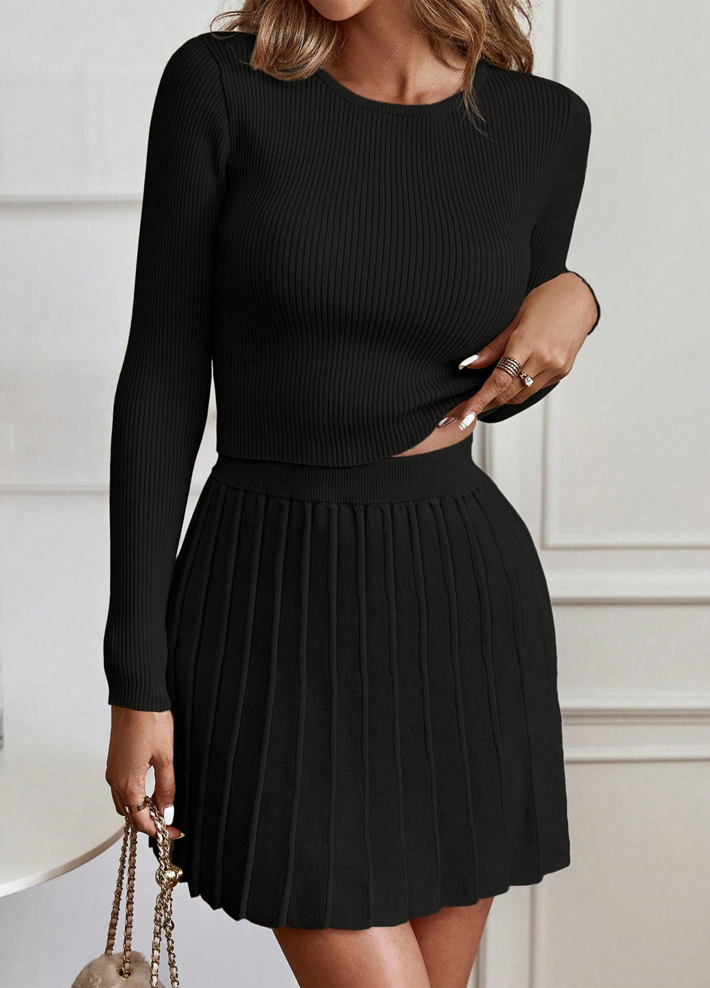 Чорний демісезонний комплект (лонгслів, спідниця) SHEIN