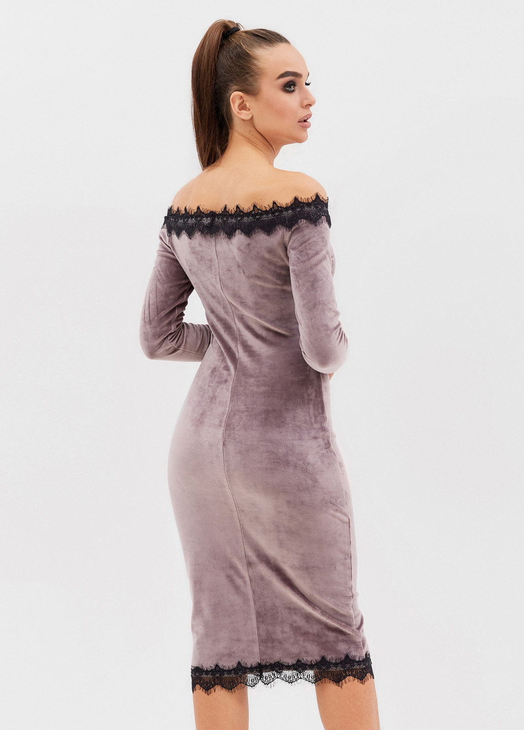 Лиловое коктейльное платье футляр ST-Seventeen однотонное