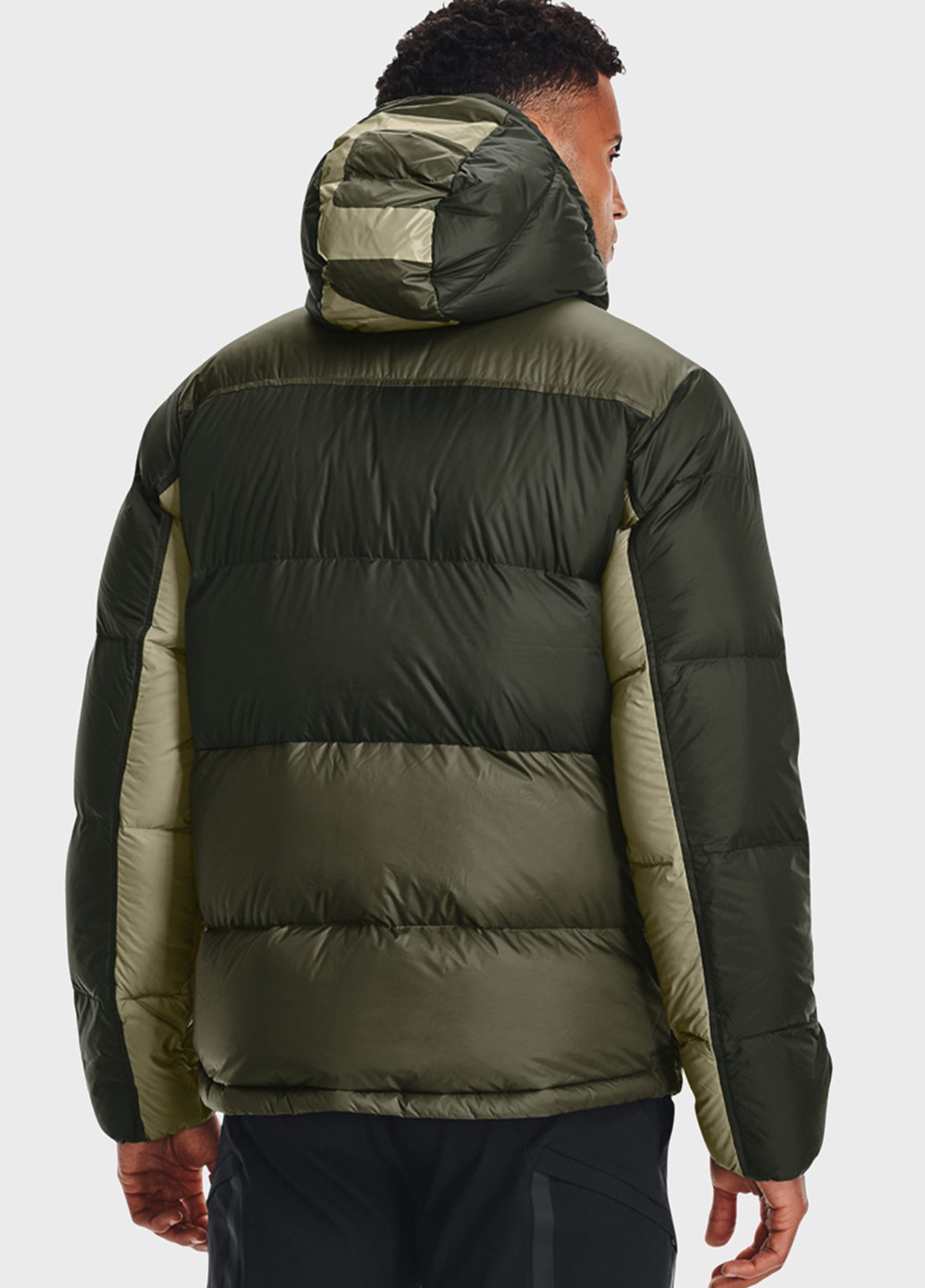Оливковая (хаки) зимняя куртка Under Armour