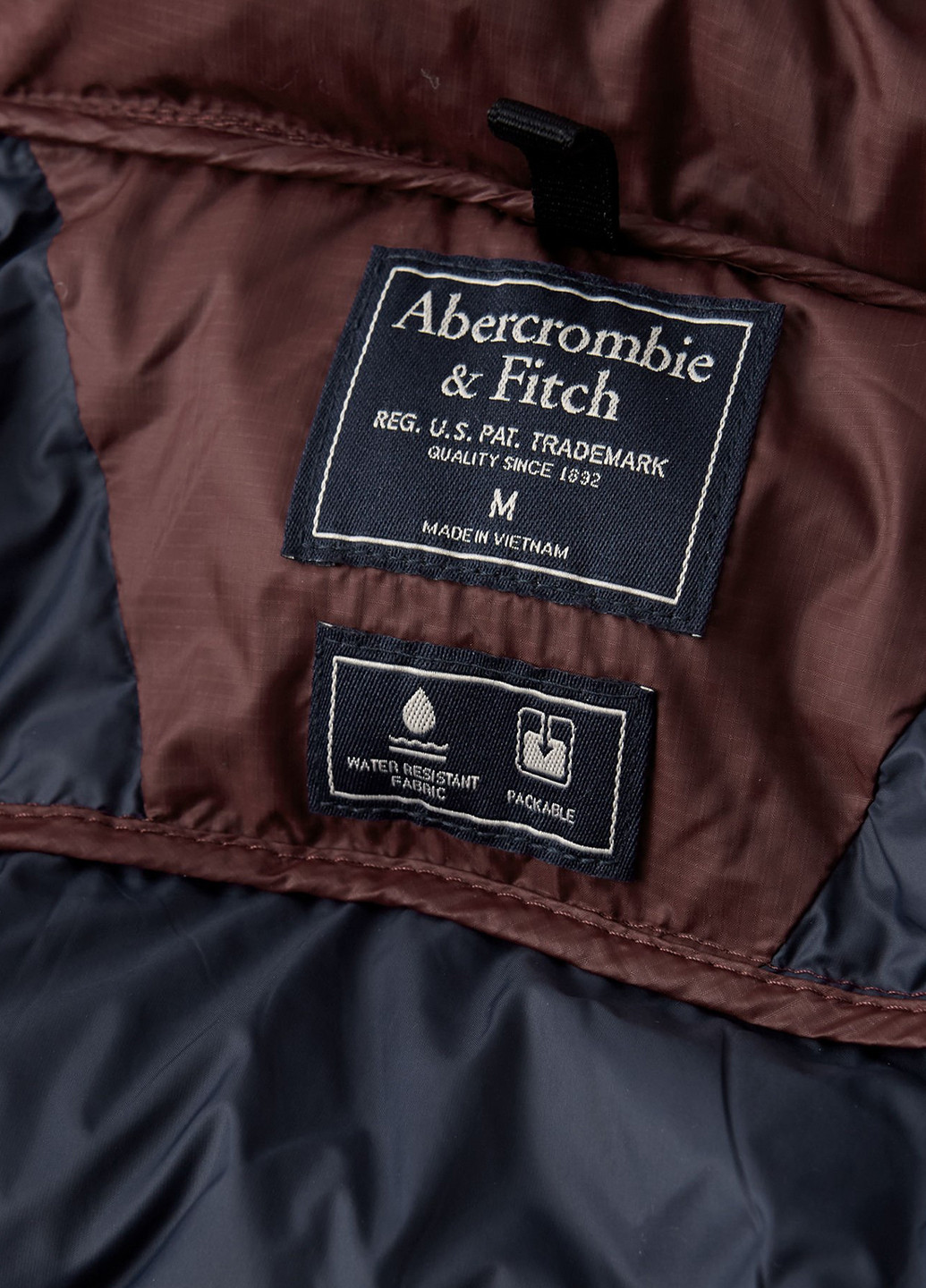 Бордовая демисезонная куртка Abercrombie & Fitch