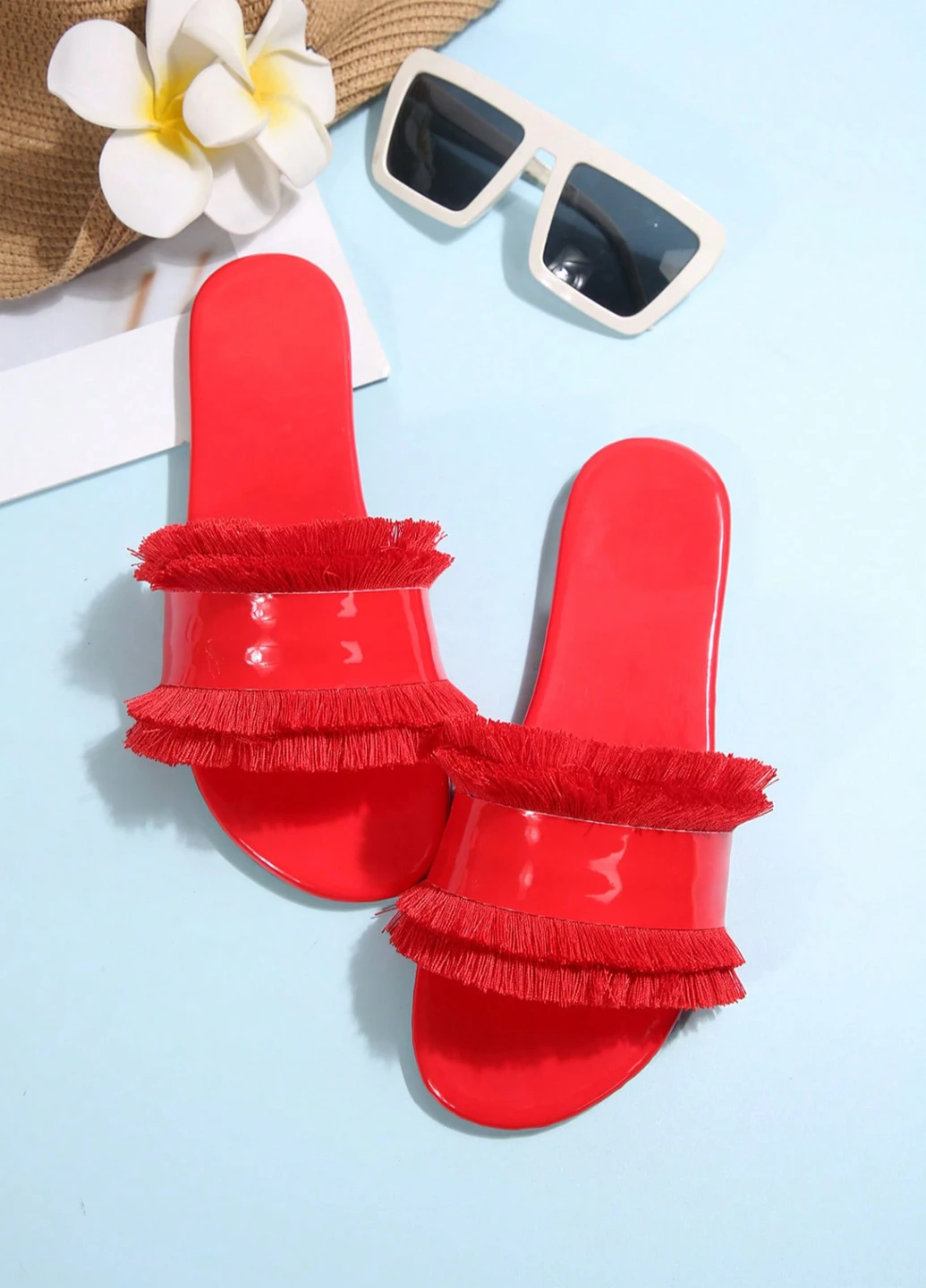Красные шлепанцы SHEIN с бахромой, лаковые