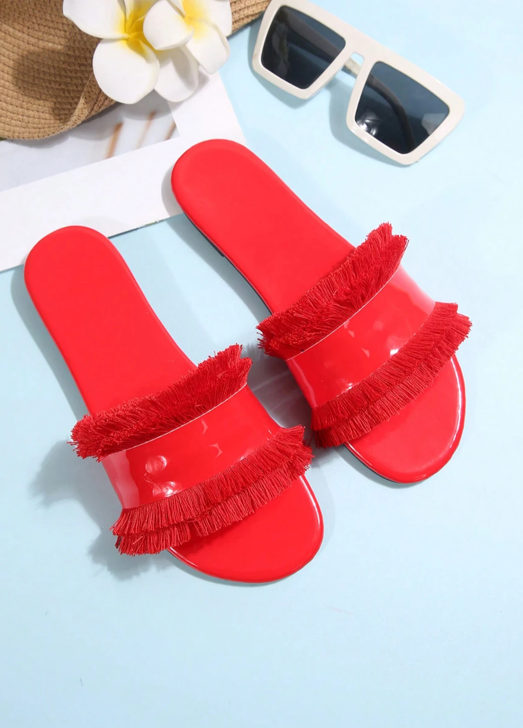 Красные шлепанцы SHEIN с бахромой, лаковые