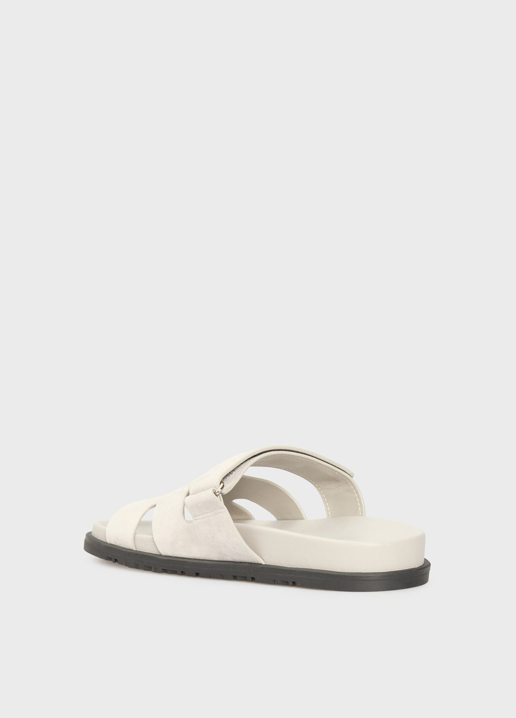 Светло-серые шлепанцы PRPY