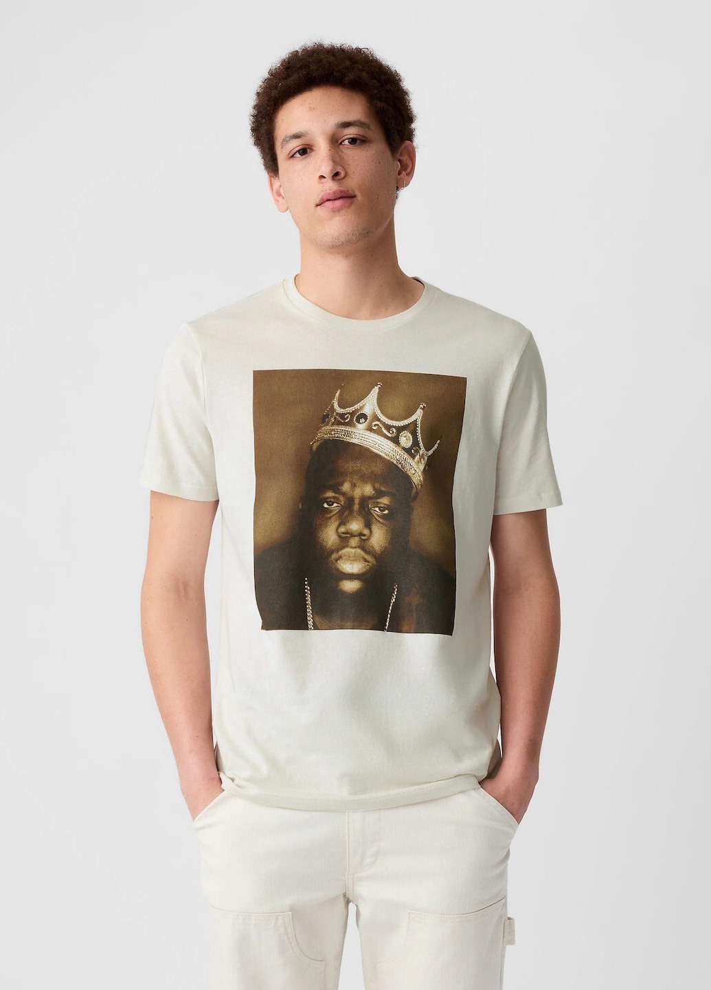 Молочна футболка Gap