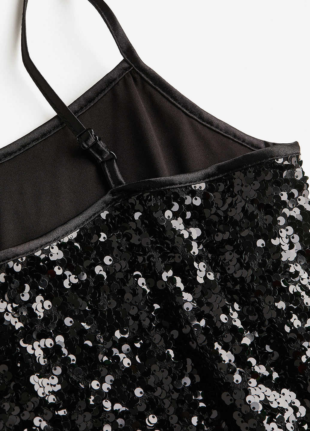 Черное коктейльное, вечернее платье H&M однотонное