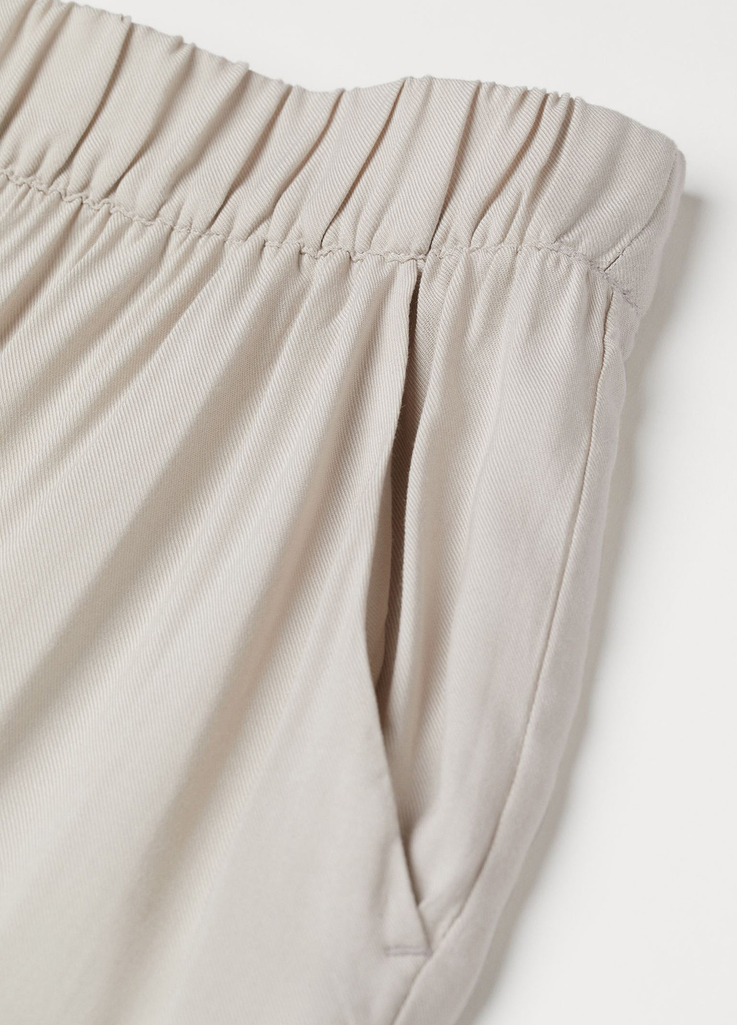 Светло-бежевые кэжуал демисезонные каррот брюки H&M