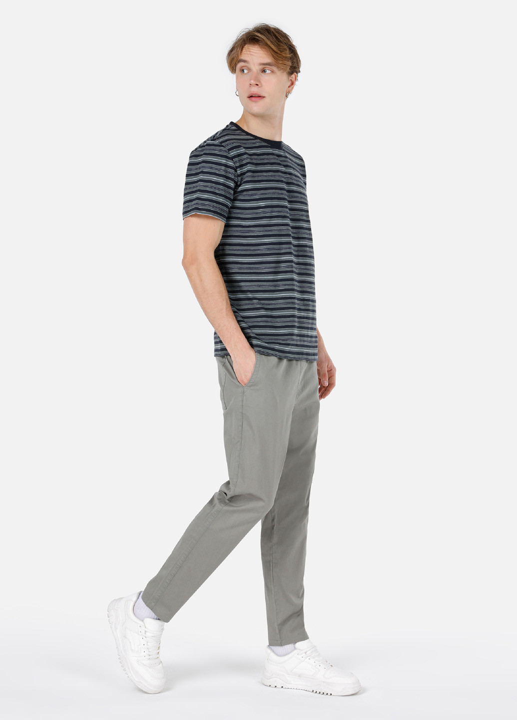 Темно-синяя футболка Colin's