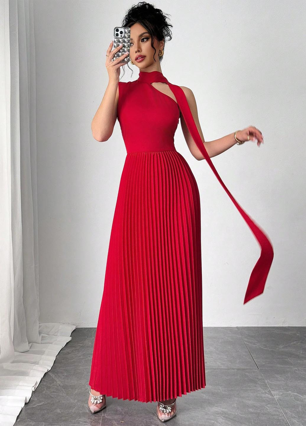 Красное вечернее платье плиссированное SHEIN однотонное
