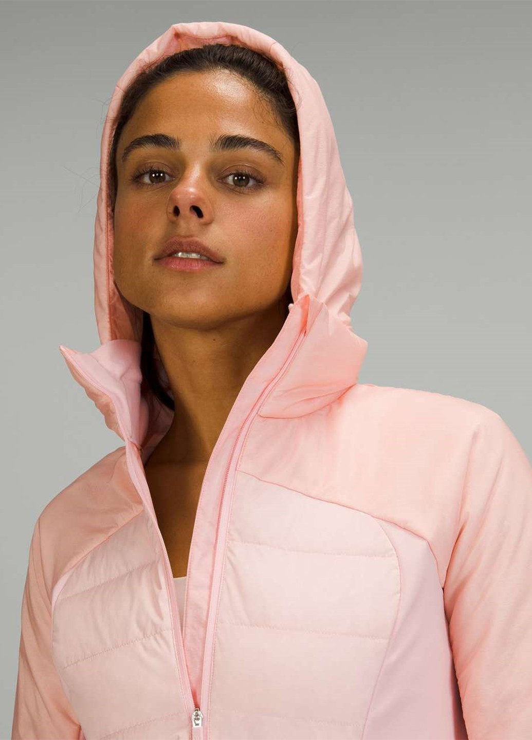 Пудровий демісезонний Пуховик Lululemon Athletica