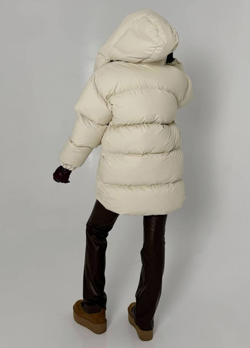 Світло-бежевий зимній Пуховик No Brand