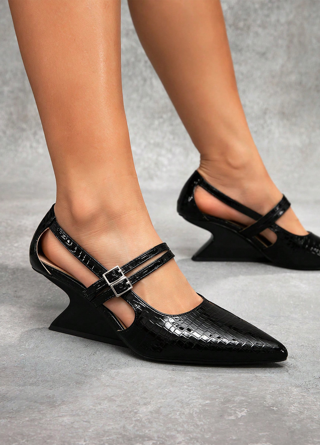 SHEIN Туфли черный з искусственная кожа, полиуретан, китай — демисезон (345181517)