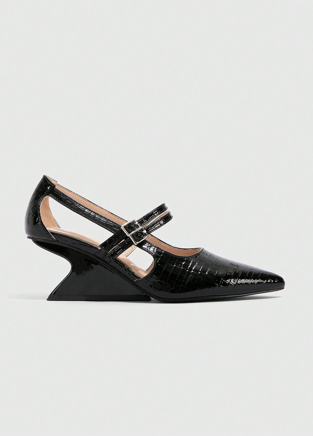 SHEIN Туфли черный з искусственная кожа, полиуретан, китай — демисезон (345181517)